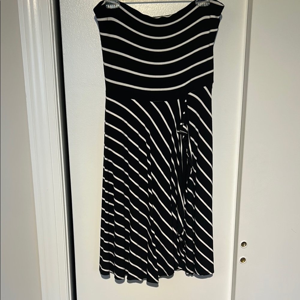 Black and White Strapless Striped Dress